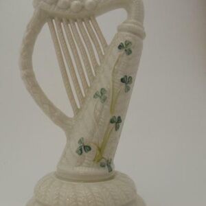 IRISH BELLEEK SHAMROCK SCULPTURED LARGE HARP